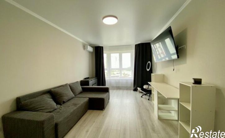 2-комн квартира улица Крылова, 13 к2,  д. 13 к2
