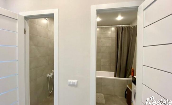 2-комн квартира улица Крылова, 13 к2,  д. 13 к2