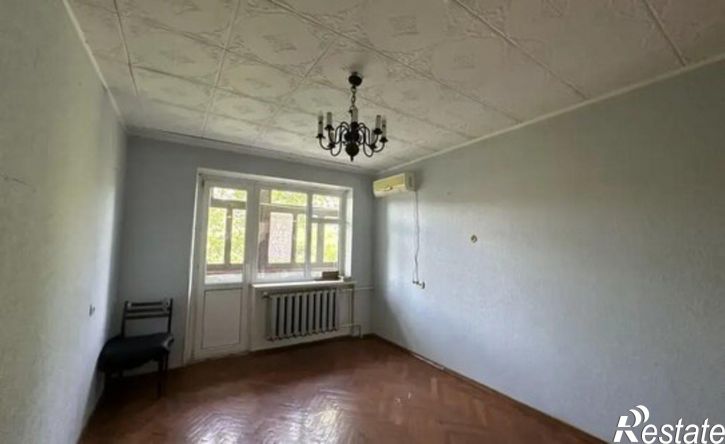 2-комн квартира 12-й микрорайон, 18