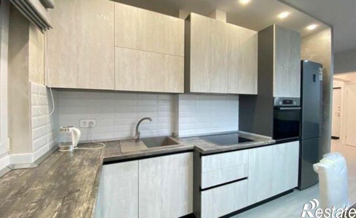 2-комн квартира 12-й микрорайон, 36А