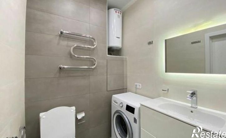 2-комн квартира 12-й микрорайон, 36А
