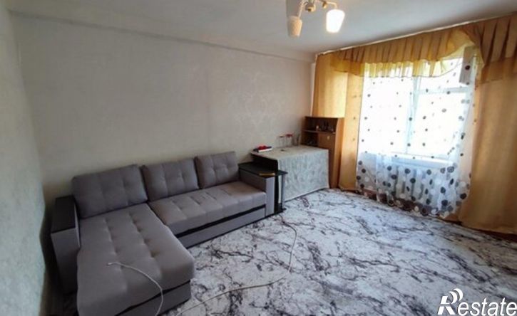 3-комн квартира 12-й микрорайон, 20