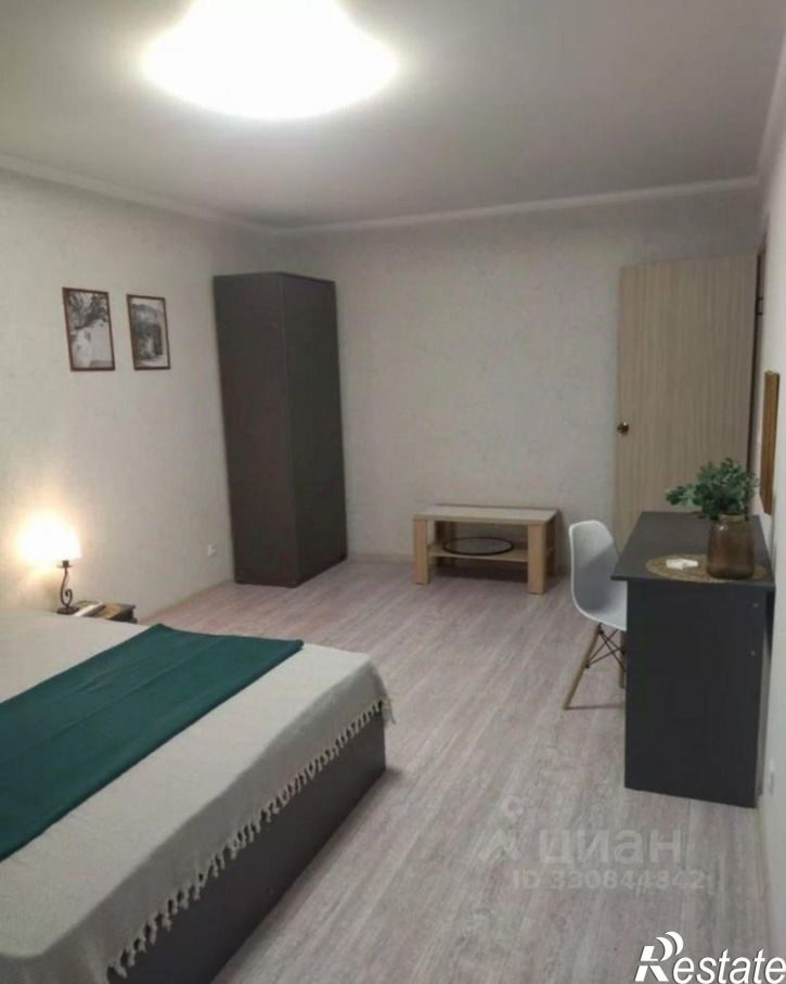 3-комн квартира улица Адмирала Пустошкина, 22 с10,  д. 22 с10