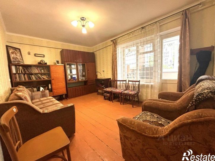 3-комн квартира улица Толстого, 58,  д. 58