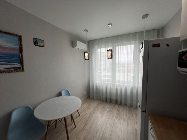 2-комн квартира Анапское шоссе, 24к7