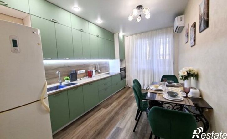 2-комн квартира улица Омелькова, 93,  д. 93