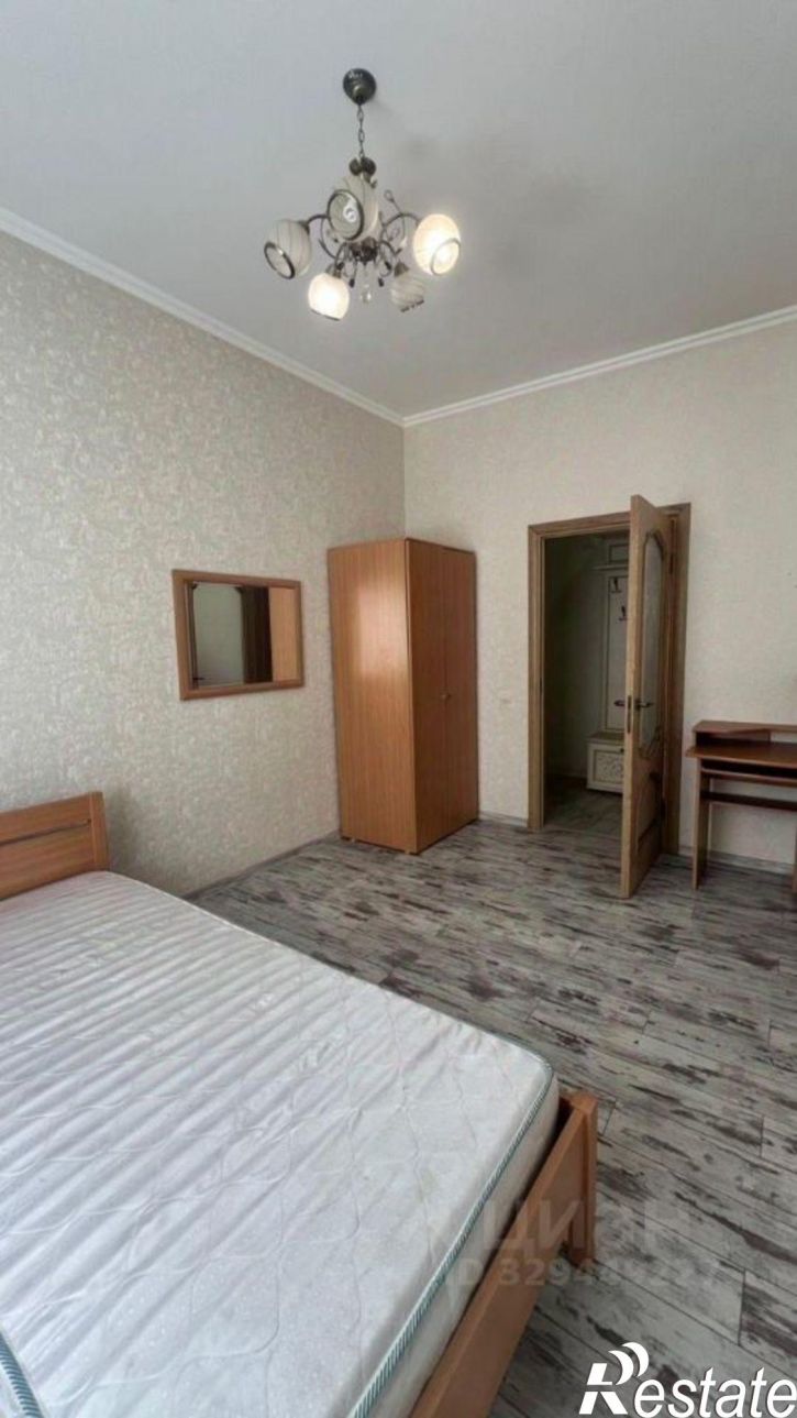2-комн квартира Крымская улица, 34,  д. 34