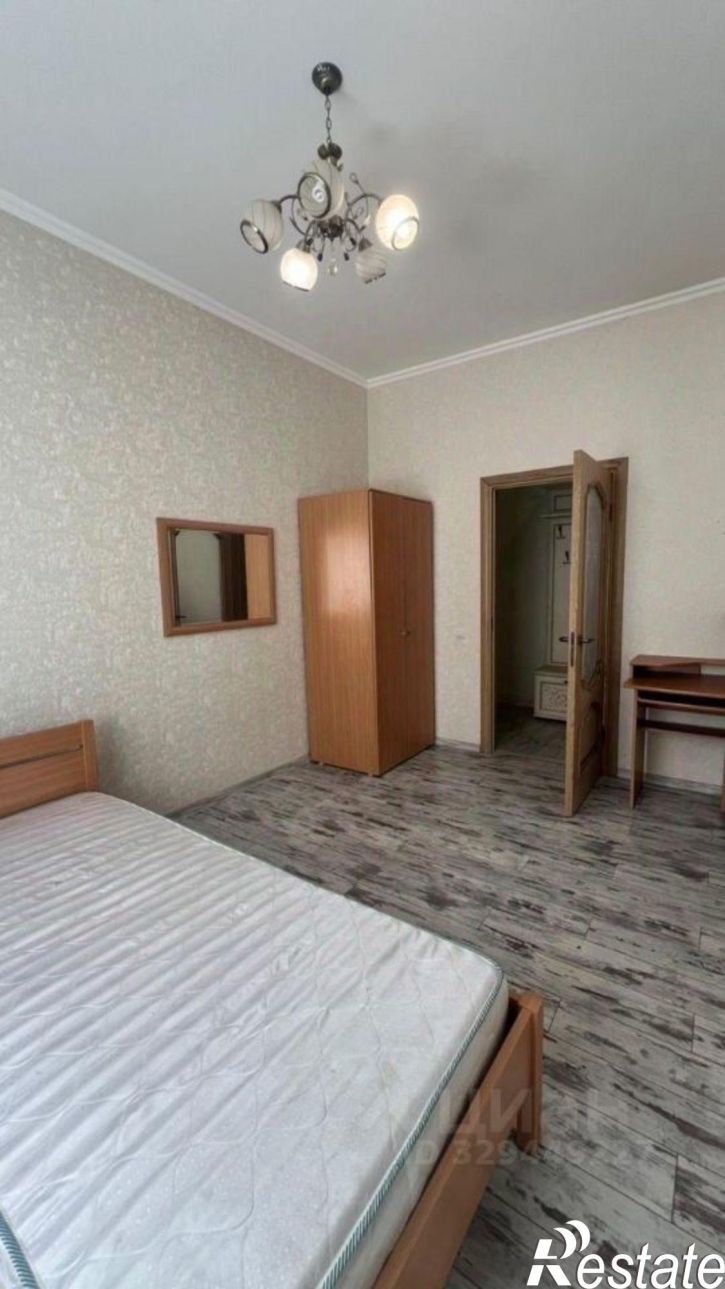 2-комн квартира Крымская улица, 34,  д. 34