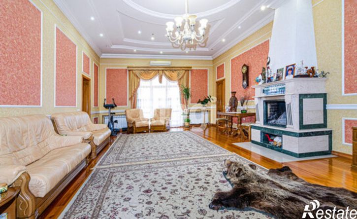 3-комн квартира Покровский переулок, 12,  д. 12