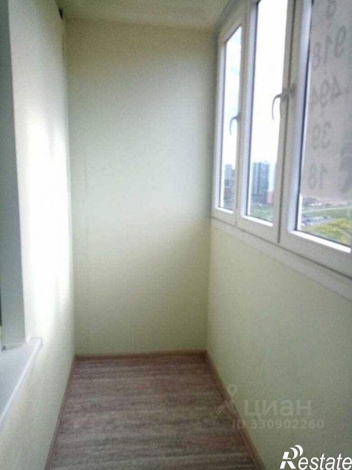 1-комн квартира улица Адмирала Пустошкина, 22 с10,  д. 22 с10