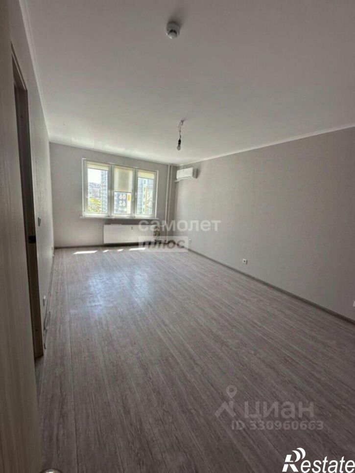 1-комн квартира ул Адмирала Пустошкина, 22 7,  д. 22 7,  к. 7