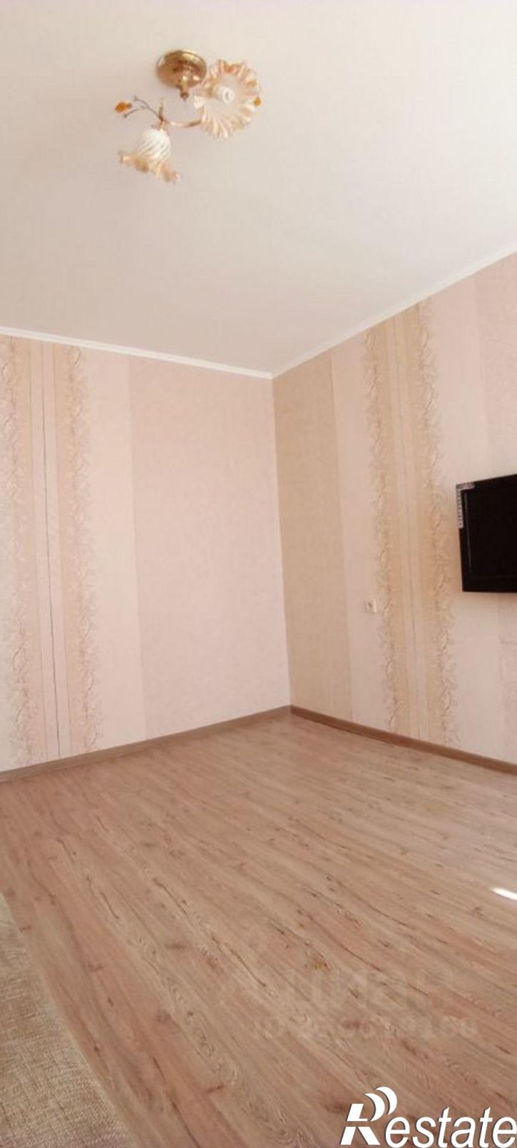 2-комн квартира улица Космонавтов, 34,  д. 34