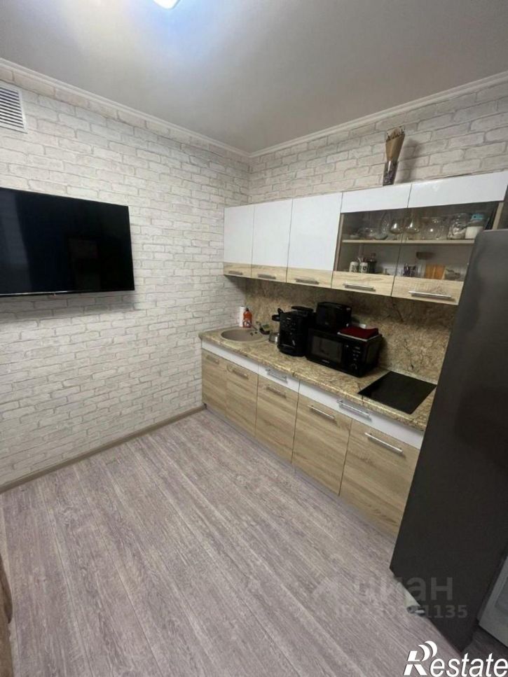 1-комн квартира ул Адмирала Пустошкина, 22 11,  д. 22 11,  к. 11