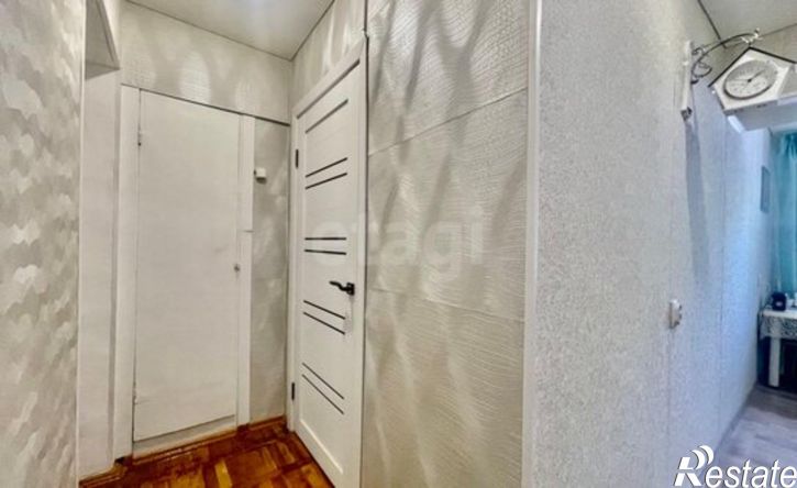 2-комн квартира 12-й микрорайон, 9