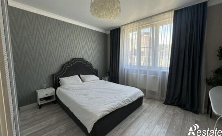 2-комн квартира 12-й микрорайон, 36А