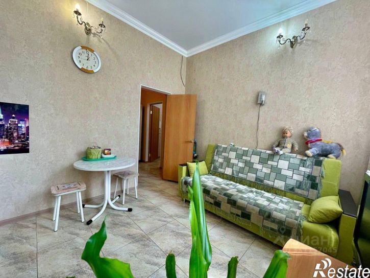 2-комн квартира улица Кати Соловьяновой, 84,  д. 84