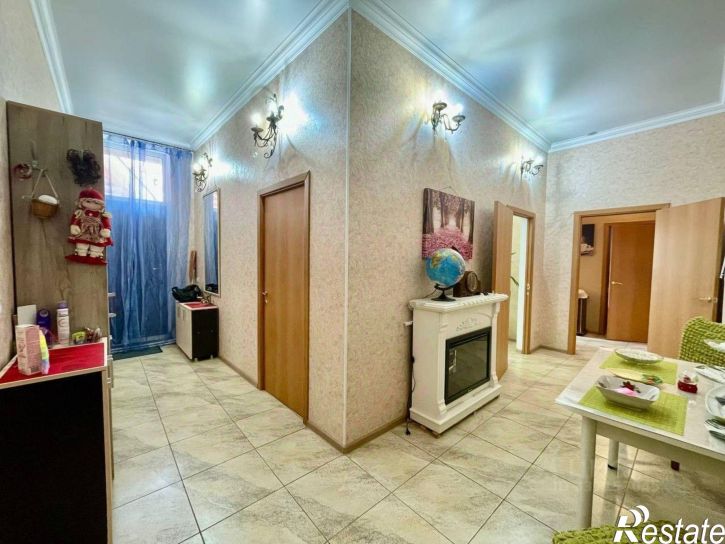 2-комн квартира улица Кати Соловьяновой, 84,  д. 84