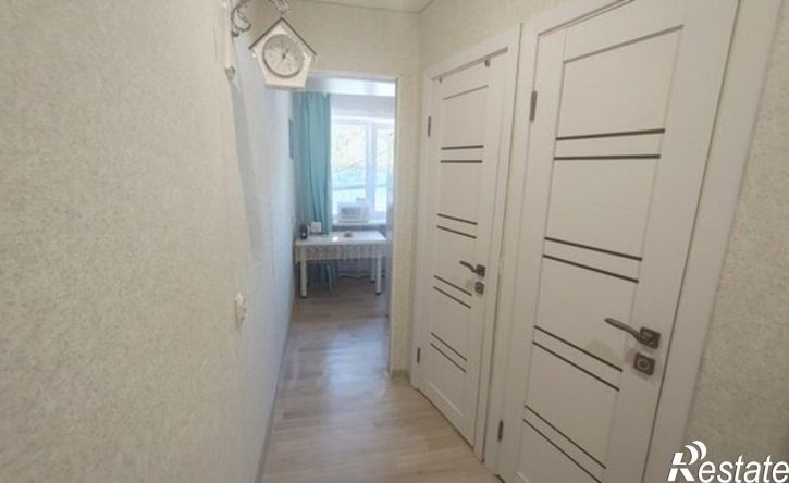 2-комн квартира 12-й микрорайон, 9