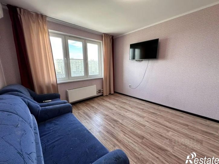 1-комн квартира улица Адмирала Пустошкина, 10,  д. 10