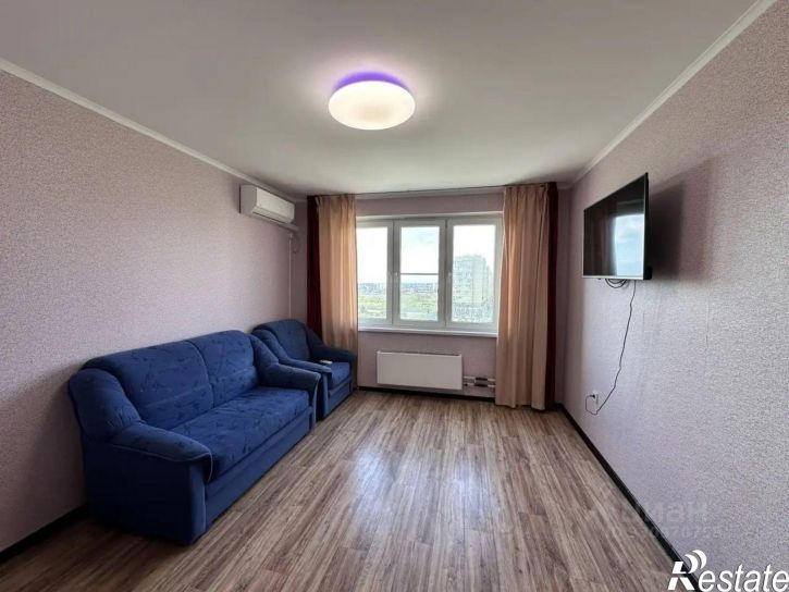 1-комн квартира улица Адмирала Пустошкина, 10,  д. 10