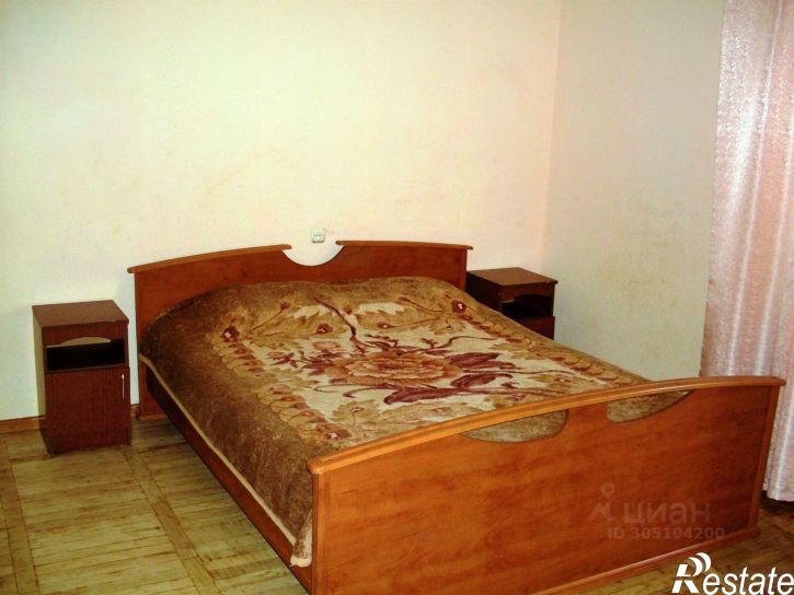 2-комн квартира Крымская улица, 183,  д. 183