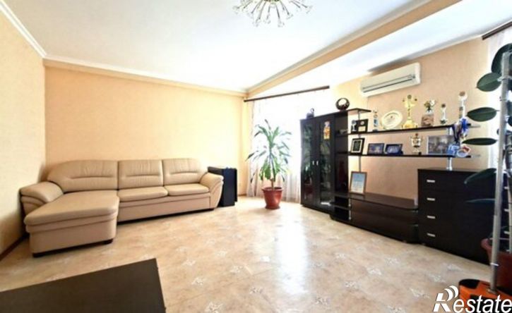 2-комн квартира Владимирская улица, 160 к4,  д. 160 к4
