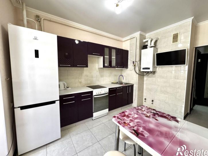 1-комн квартира Лазурная улица, 10 к1,  д. 10 к1