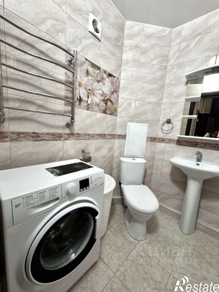 1-комн квартира Лазурная улица, 10 к1,  д. 10 к1