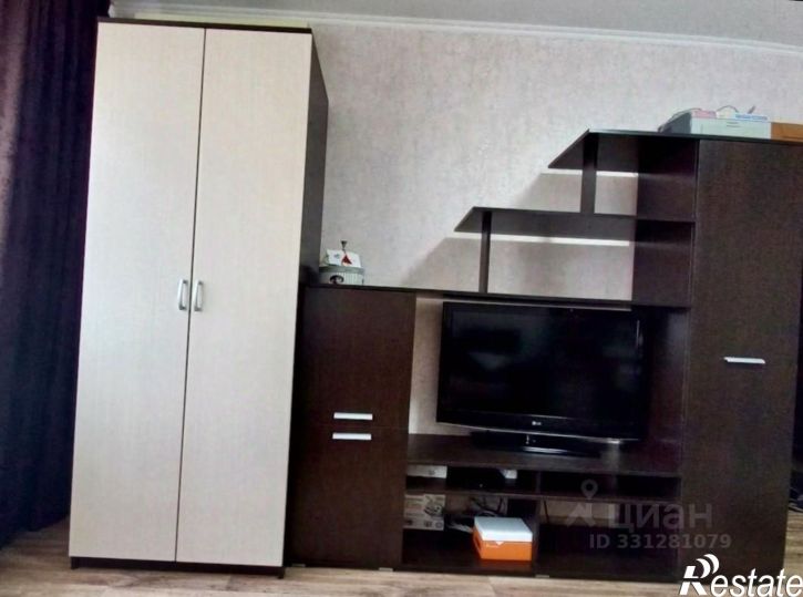 1-комн квартира ул Адмирала Пустошкина, 22 4,  д. 22 4,  к. 4