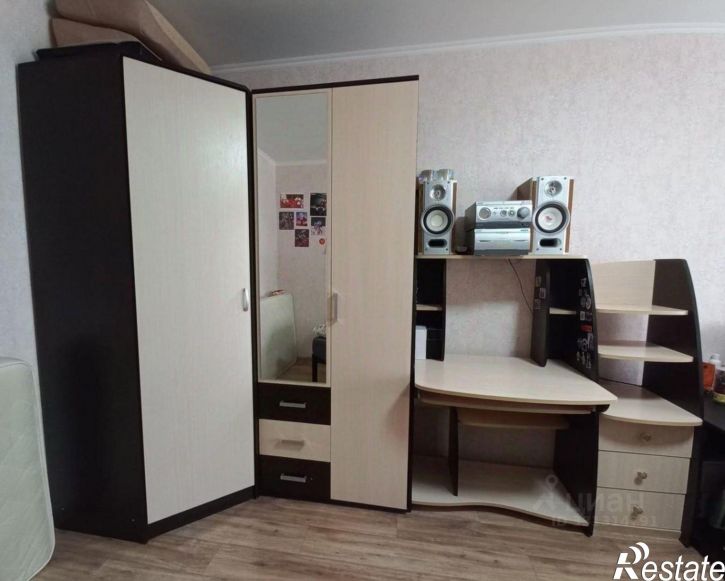 1-комн квартира улица Адмирала Пустошкина, 22 с4,  д. 22 с4