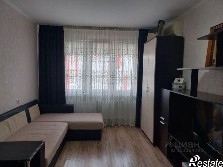 1-комн квартира улица Адмирала Пустошкина, 22 с4,  д. 22 с4