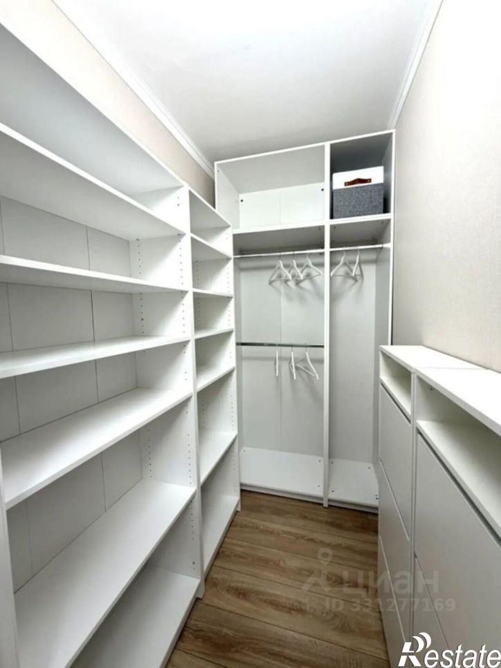 1-комн квартира Алмазный пр-д, 11,  д. 11