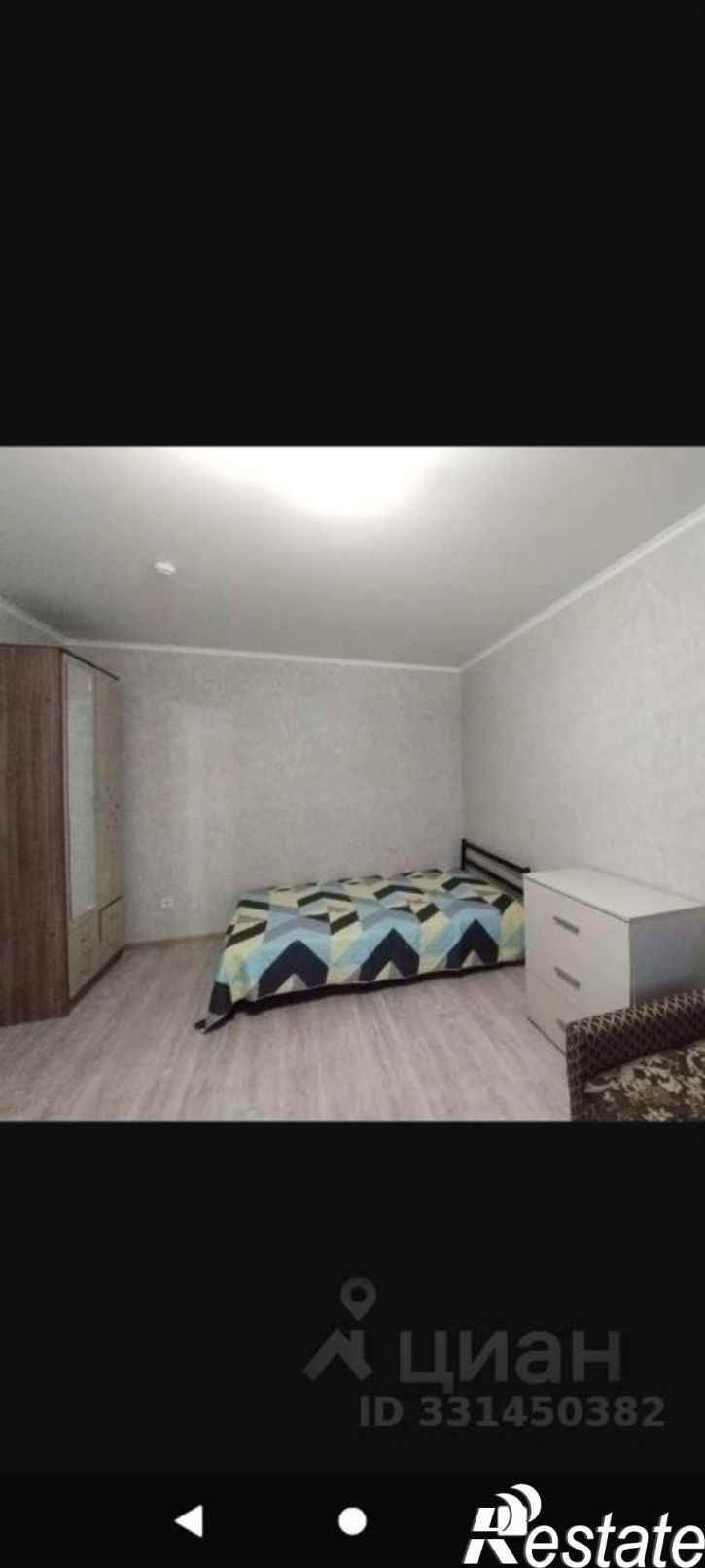 1-комн квартира ул Адмирала Пустошкина, 14,  д. 14