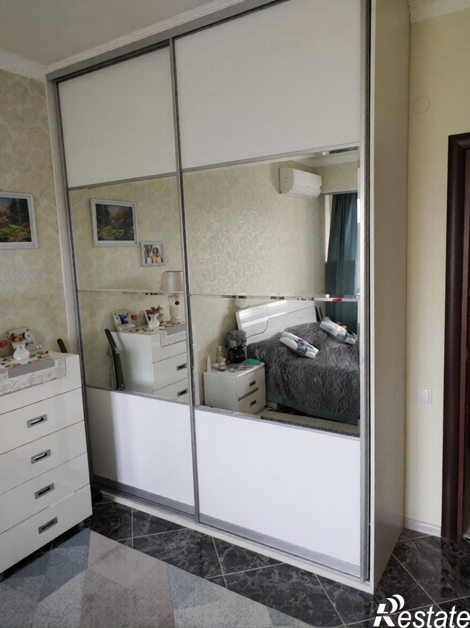 Купить квартиру за 9 800 000 рублей на улица Толстого, 111А