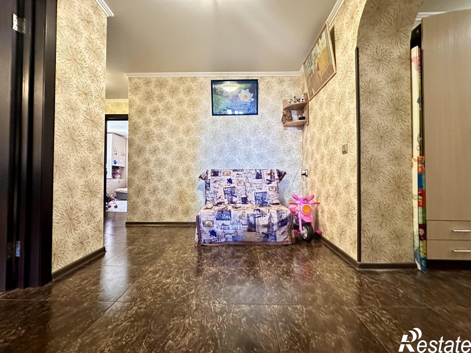 Купить квартиру за 12 000 000 рублей на улица Чехова, 4Б
