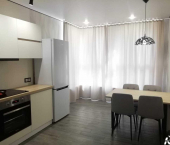 2-комн, 55кв м, этаж 2/9 улица Крылова, 13к3