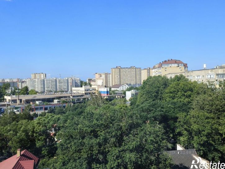 1-комн квартира 12-й микрорайон, 36А