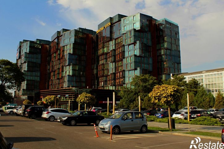 2-комн квартира проспект Революции, 3