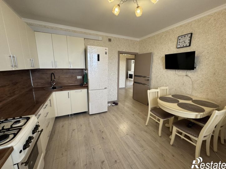 2-комн квартира улица Омелькова, 21