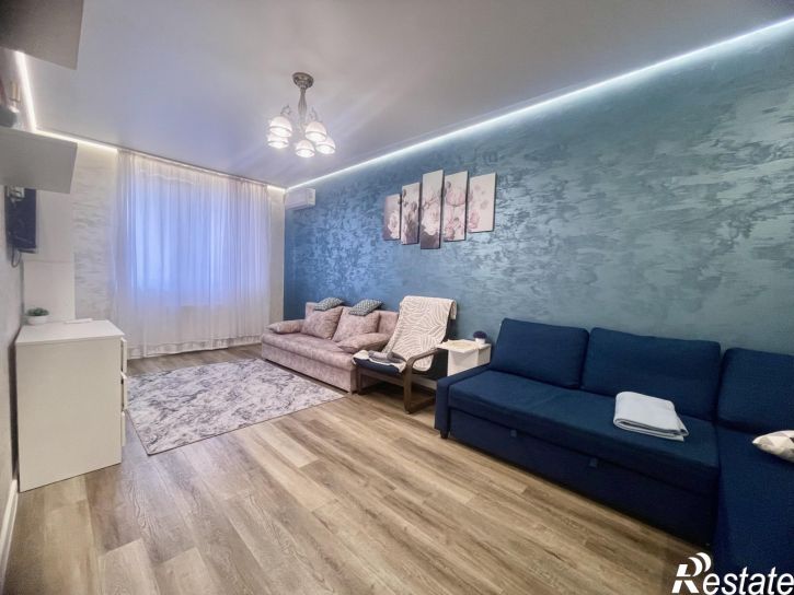 2-комн квартира улица Омелькова, 93