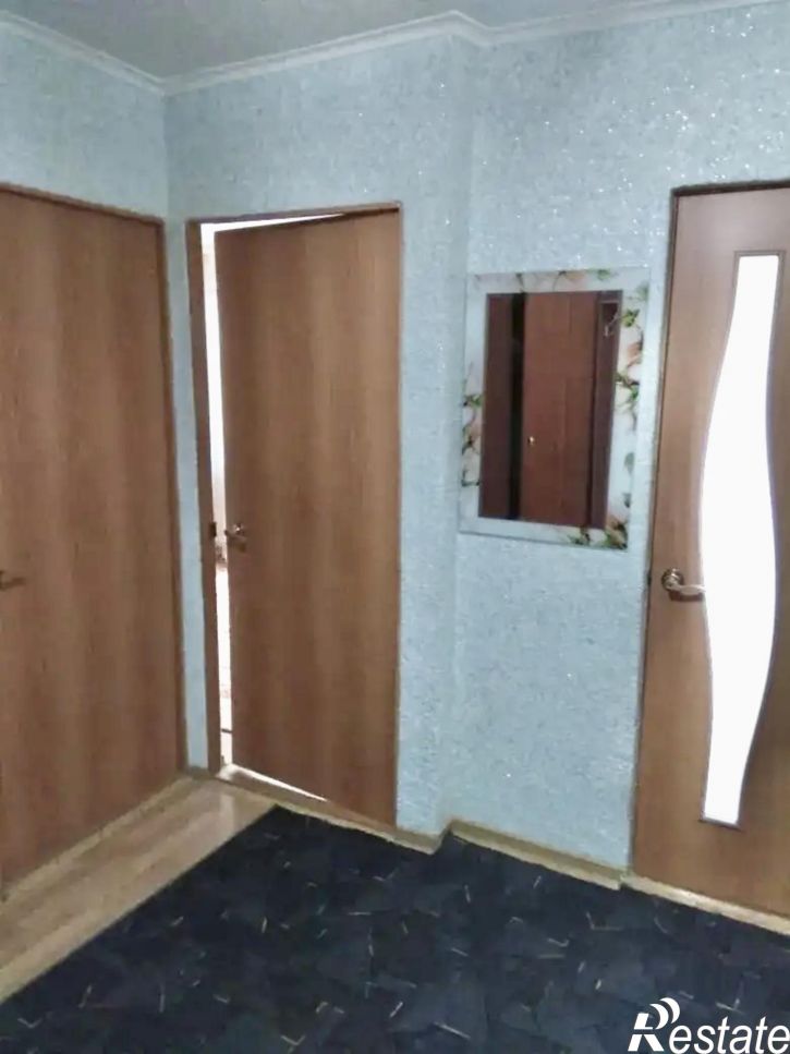 2-комн квартира улица Крылова, 18