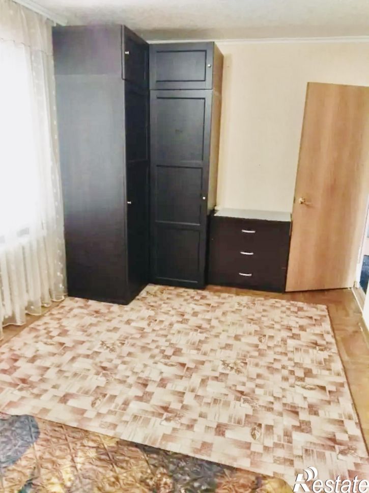 2-комн квартира улица Крылова, 18