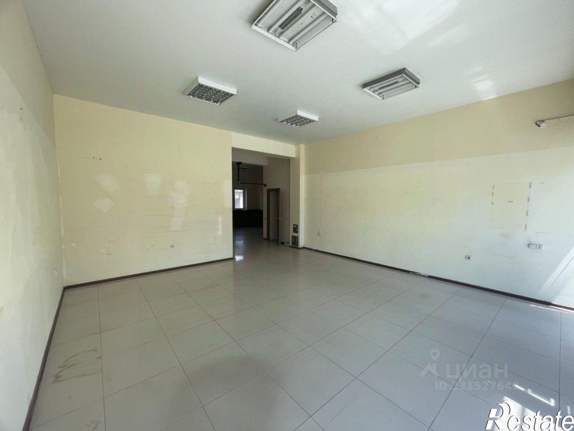 Купить торговое помещение за 10 347 700 рублей на Анапское шоссе, 99а 4