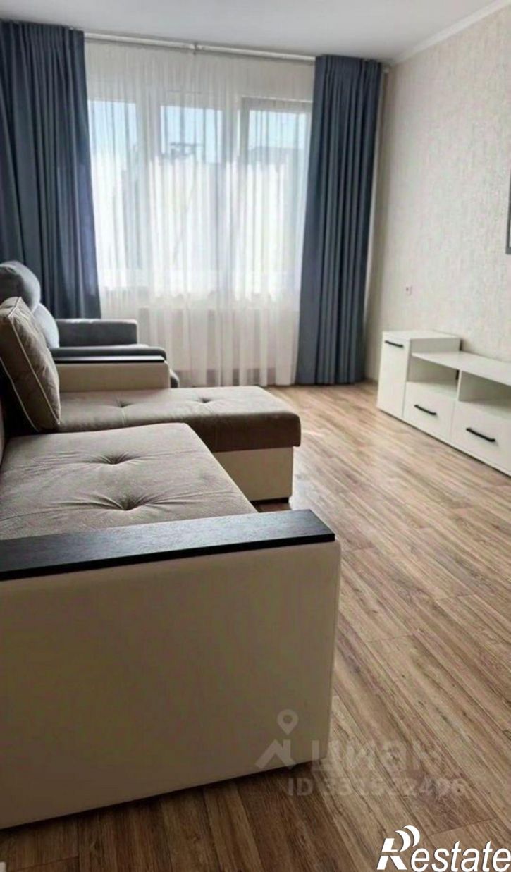 1-комн квартира улица Адмирала Пустошкина, 22 с6,  д. 22 с6
