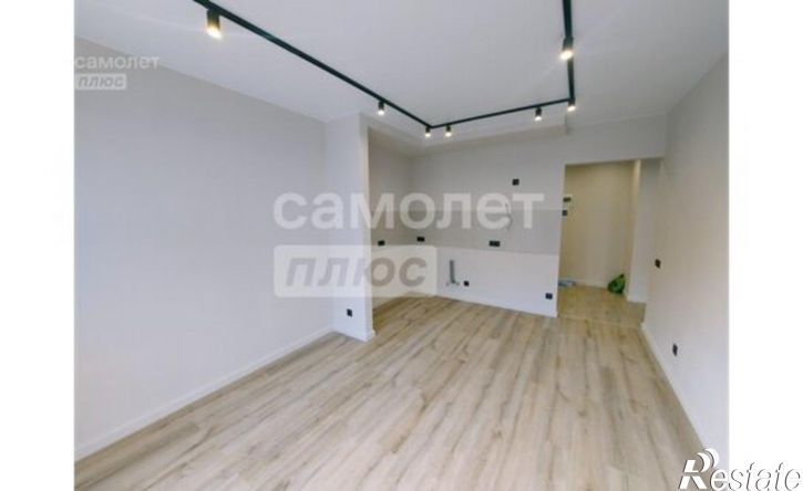 2-комн квартира улица Крылова, 13 к3,  д. 13 к3