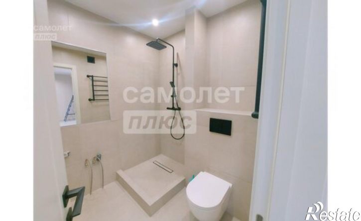 2-комн квартира улица Крылова, 13 к3,  д. 13 к3