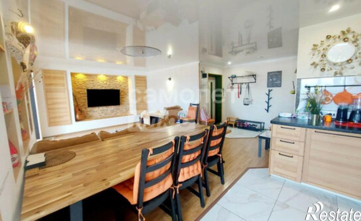 3-комн квартира улица 40 лет Победы, 38,  д. 38