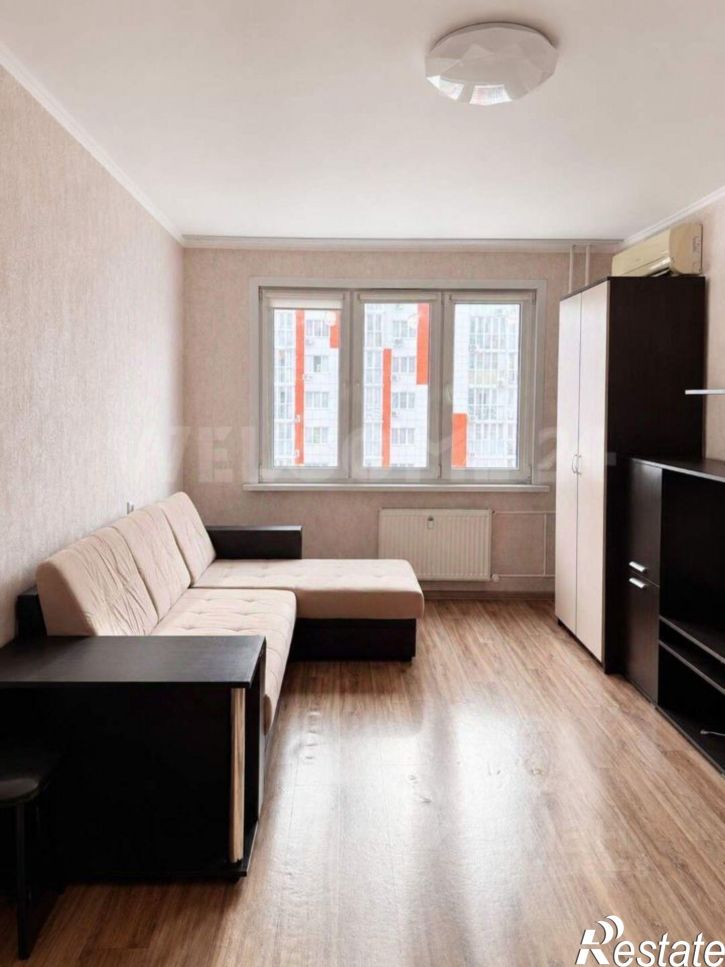 1-комн квартира улица Адмирала Пустошкина, 22 с4,  д. 22 с4