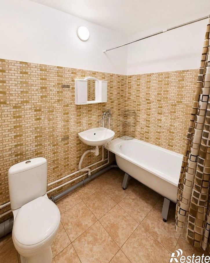 1-комн квартира улица Адмирала Пустошкина, 22 с4,  д. 22 с4