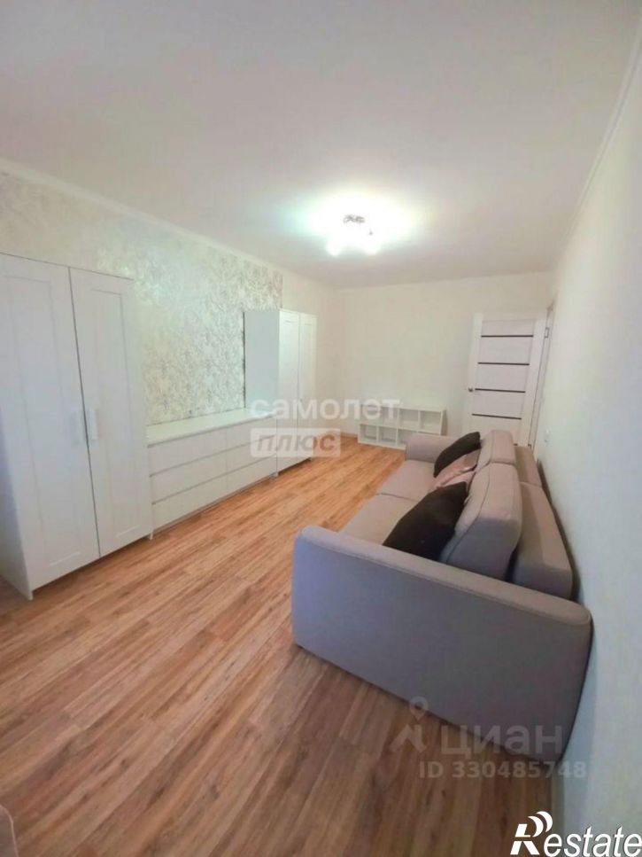 1-комн квартира ул Адмирала Пустошкина, 22 4,  д. 22 4,  к. 4
